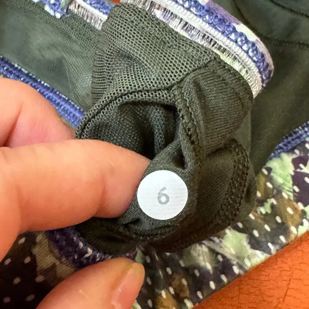 Lululemon athletica Straight Up Bra Size 6
